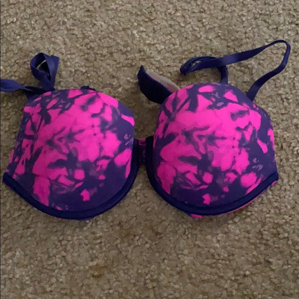 Victoria’s Secret push up bra